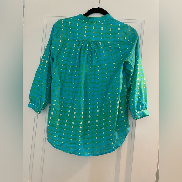 Elizabeth McKay silk long sleeved blouse